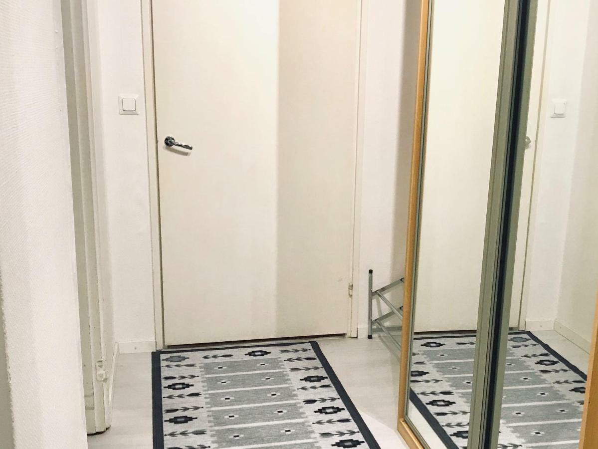 Kemi City L Near Snowcastle, 2 Rooms, Kitchen, Glazed Balcony, Free Parking On Street ภายนอก รูปภาพ